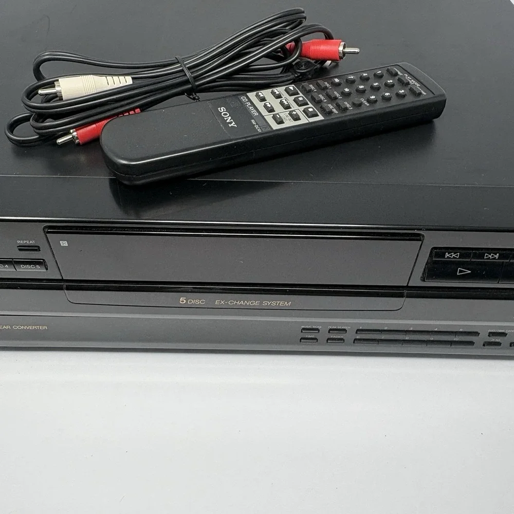 Sony CDP-C345 5 Disc CD Changer Player w/ Remote & RCA Cable Tested